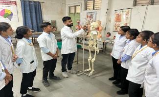 PRE-CLINICAL SCIENCE LAB